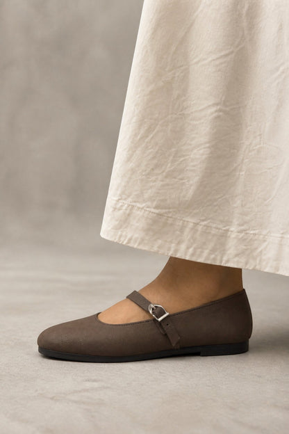 LEWIJE Nora Coat Shoes in espresso, worn, side view with cream linen