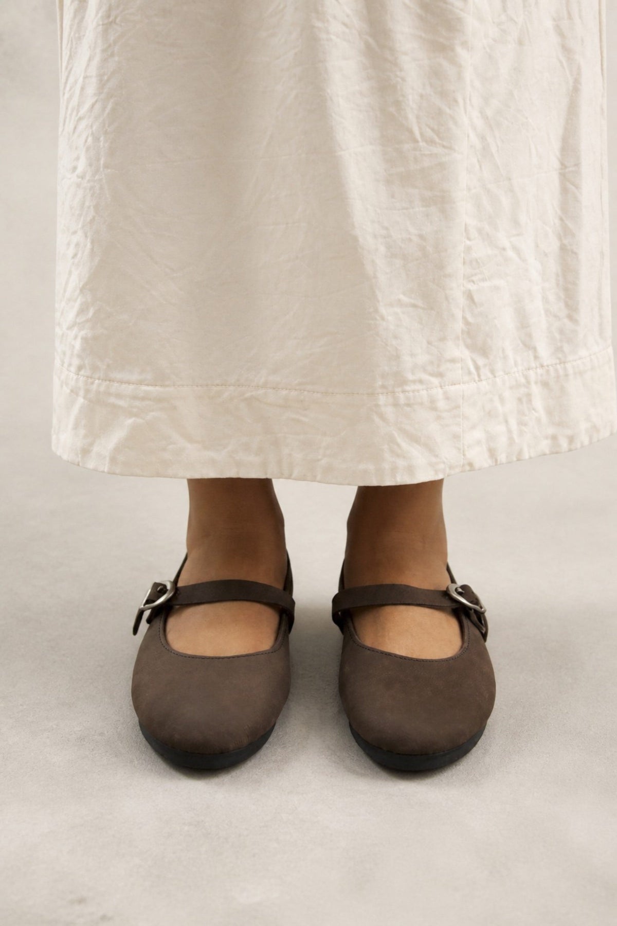 LEWIJE Nora Coat Shoes in espresso, worn, front view